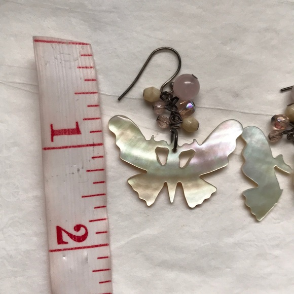Mother of pearl & rose quartz butterfly earrings - Picture 7 of 8